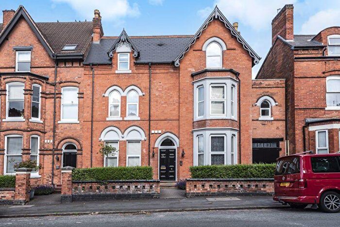 Detached House To Rent In Stanmore Road, Birmingham, B16