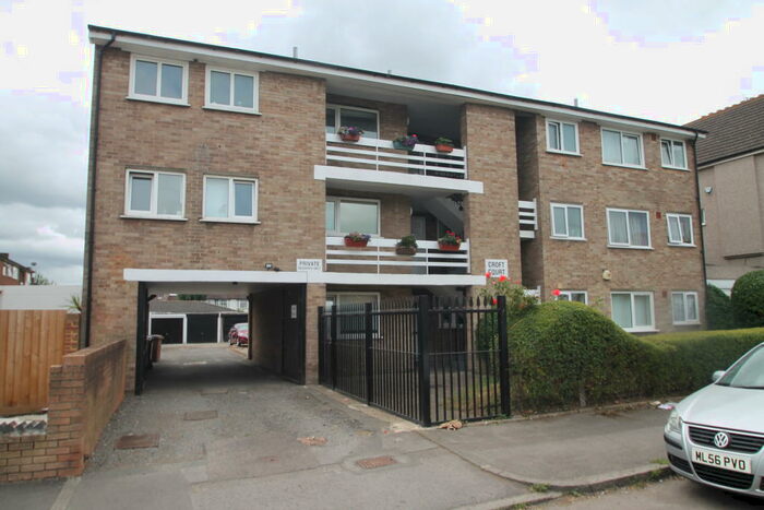 1 Bedroom Flat To Rent In Prince Of Wales Road, SM1