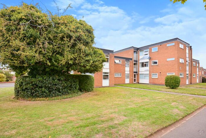 2 Bedroom Flat To Rent In Cherwell Drive, Marston, OX3
