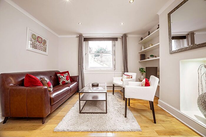 1 Bedroom Flat To Rent In Chepstow Road, London, W2