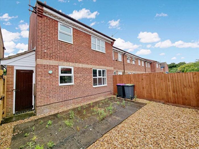 1 Bedroom Terraced House For Sale In Hawks Way, Sleaford, NG34
