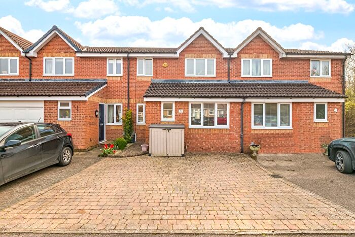 3 Bedroom Terraced House For Sale In Sturrock Way, Hitchin, Hertfordshire, SG4