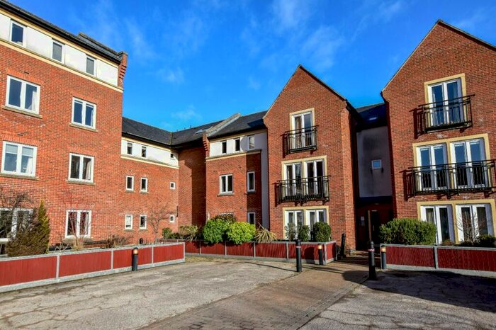 2 Bedroom Apartment To Rent In Gilbert Scott Court, Old Amersham, Buckinghamshire, HP7