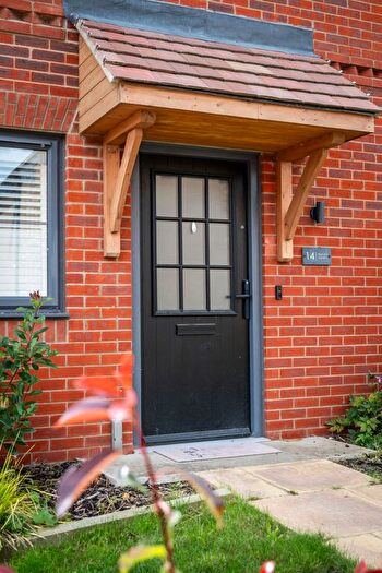 4 Bedroom Detached House For Sale In Clifton, Shefford, SG17