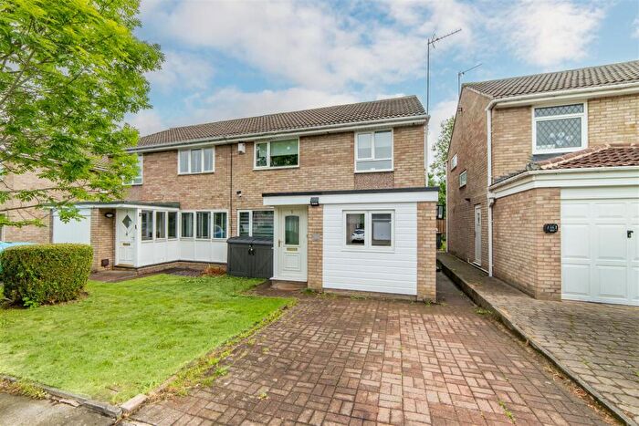 4 Bedroom Semi-Detached House For Sale In Faversham Court, Newcastle Upon Tyne, NE3
