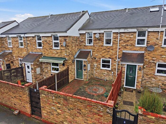 3 Bedroom Terraced House For Sale In Bakers Mews, Ingatestone, CM4