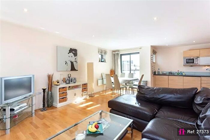 2 Bedroom Terraced House To Rent In Cable Street, London, E1W