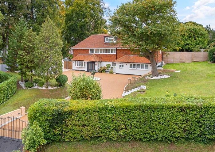 6 Bedroom Detached House For Sale In Webb Estate, Purley, Surrey, CR8