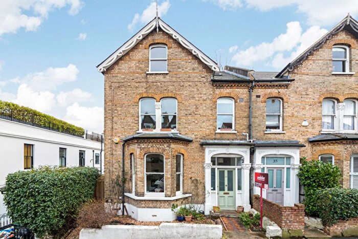 1 Bedroom Flat To Rent In Waldegrave Road, Crystal Palace, London, SE19