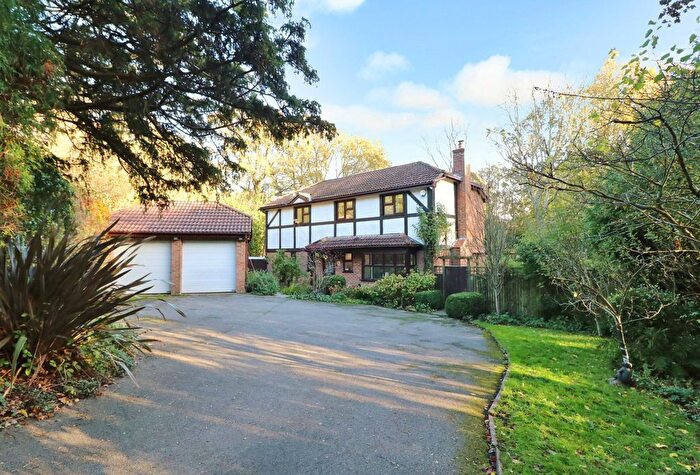 4 Bedroom Detached House For Sale In Hungerford, Bursledon, SO31