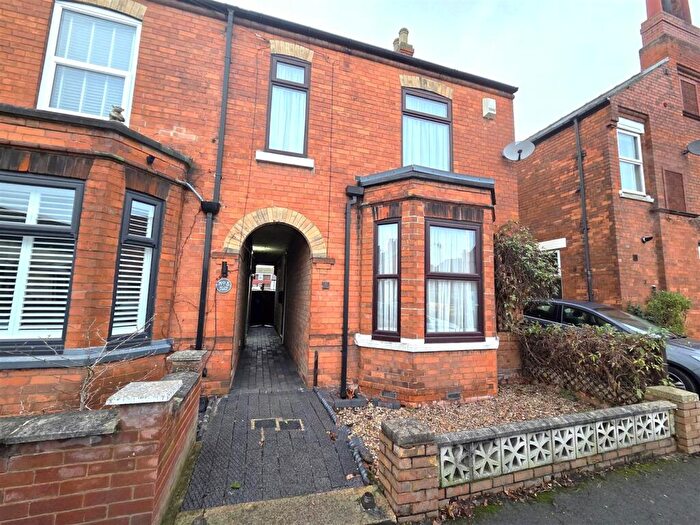 2 Bedroom End Of Terrace House For Sale In Nelson Street, Retford, DN22