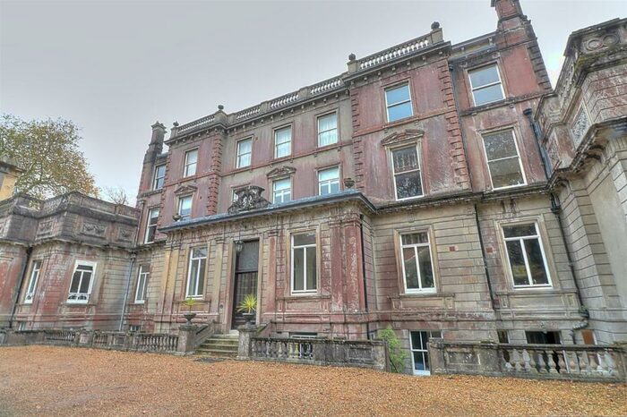 2 Bedroom Flat To Rent In Brambridge House, Brambridge Park Brambridge, Eastleigh, SO50