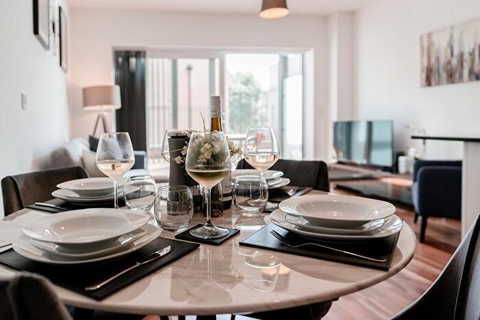 2 Bedroom Apartment To Rent In Flamsteed Close, Cambridge, CB1