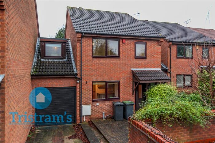 Semi-Detached House To Rent In Chapel Street, Bramcote, Nottingham, NG9