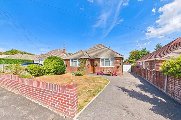 3 Bedroom Bungalow For Sale In Coventry Crescent, Poole, Dorset, BH17