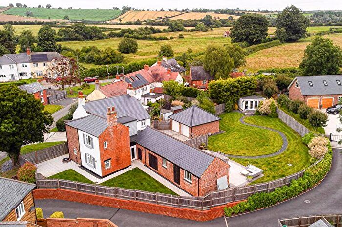 5 Bedroom Character Property For Sale In School Lane, Braybrooke, LE16