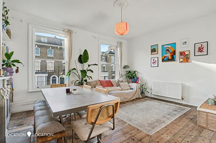 1 Bedroom Flat For Sale In Pyrland Road, London, N5