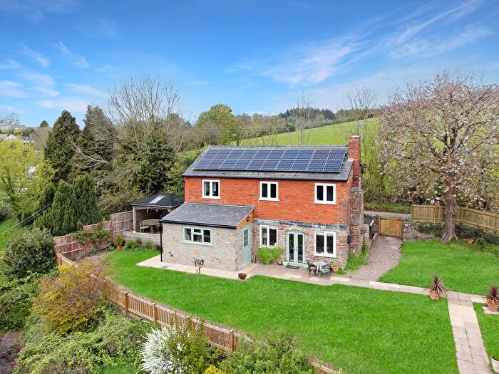 3 Bedroom Cottage For Sale In Little Birch Road, Hereford, HR2