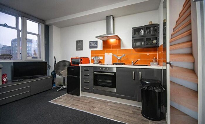 Studio To Rent In Devonshire House, B3