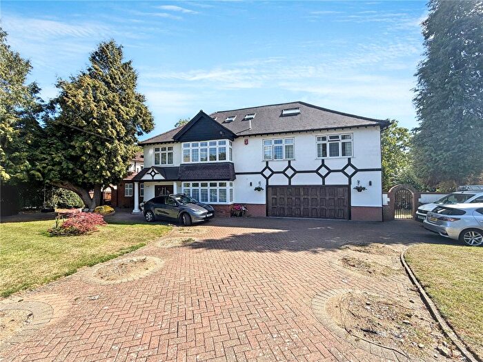 2 Bedroom Maisonette To Rent In Green Lane, Purley, Surrey, CR8