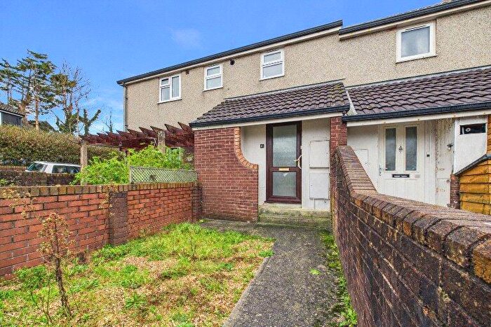 2 Bedroom Flat For Sale In Treleven Road, Bude, Cornwall, EX23