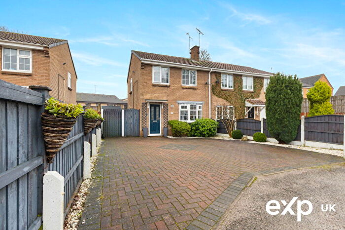 3 Bedroom Semi Detached House For Sale In Station View, Shirebrook, NG20