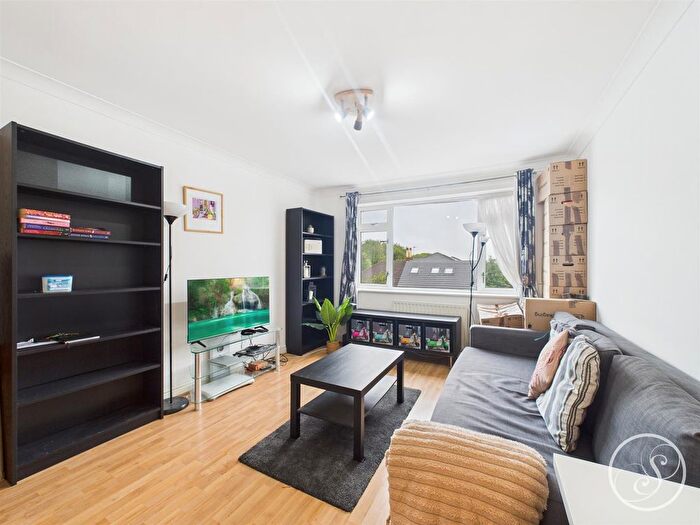 1 Bedroom Flat To Rent In High Moor Crescent, Leeds, LS17