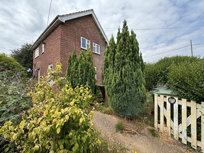 3 Bedroom Semi Detached House For Sale In Hall Close, Southery, Downham Market, Norfolk, PE38