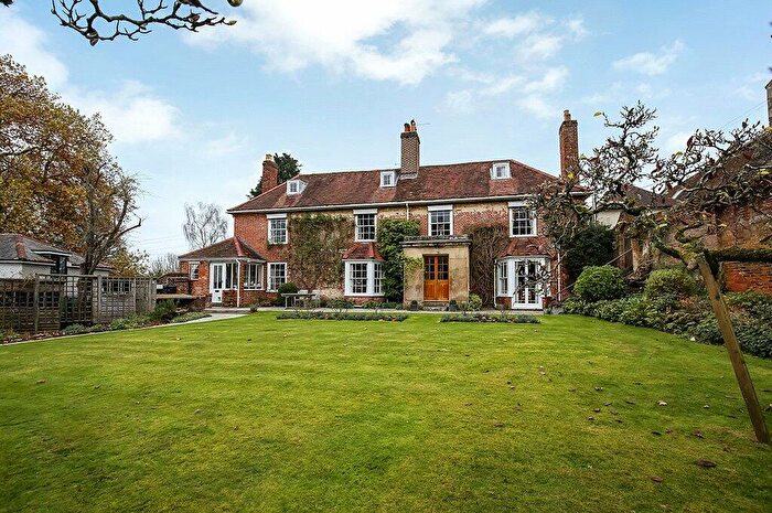 5 Bedroom House For Sale In Eling Hill, Totton, Southampton, Hampshire, SO40