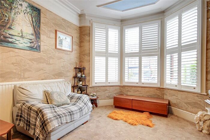 3 Bedroom Terraced House For Sale In Cornwall Avenue, London, N22