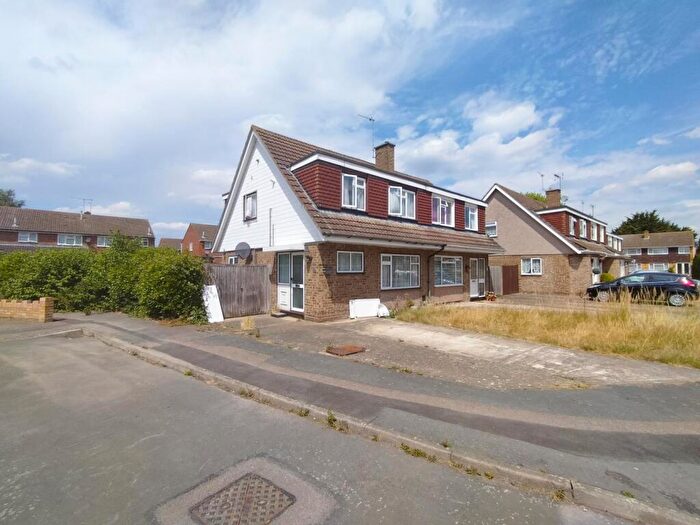3 Bedroom Terraced House To Rent In Perrysfield Road, Waltham Cross, EN8