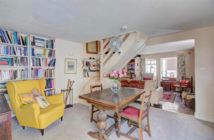 2 Bedroom Cottage For Sale In Malmesbury, SN16