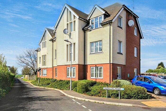 2 Bedroom Flat For Sale In Saddlers Mews, Ramsgate, CT12