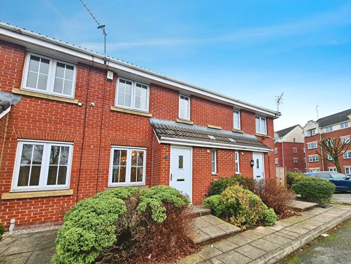 3 Bedroom Terraced House To Rent In Harvard Road, Manchester, Greater Manchester, M18