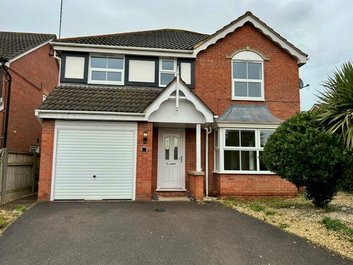 4 Bedroom House To Rent In Dalby Close, Kettering, NN16