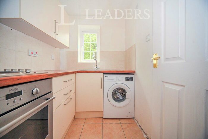 1 Bedroom Terraced House To Rent In Farmbrook, Luton, LU2