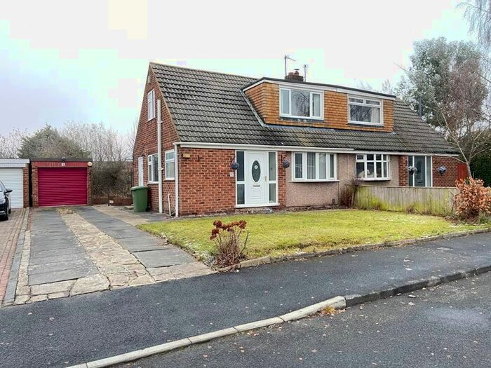 Houses for sale & to rent in TS16 9HY, Dalmuir Close, Eaglescliffe