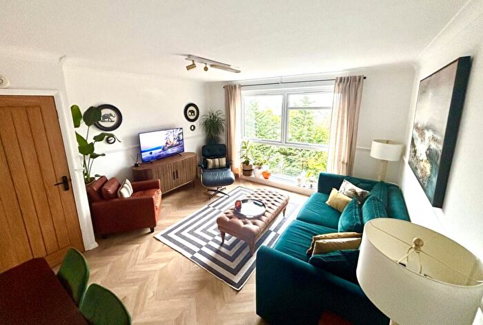 1 Bedroom Flat For Sale In The Squirrels, Belmont Hill, London, SE13