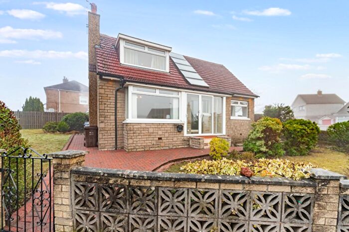 4 Bedroom Bungalow For Sale In Kinloch Road, Renfrew, Renfrewshire, PA4