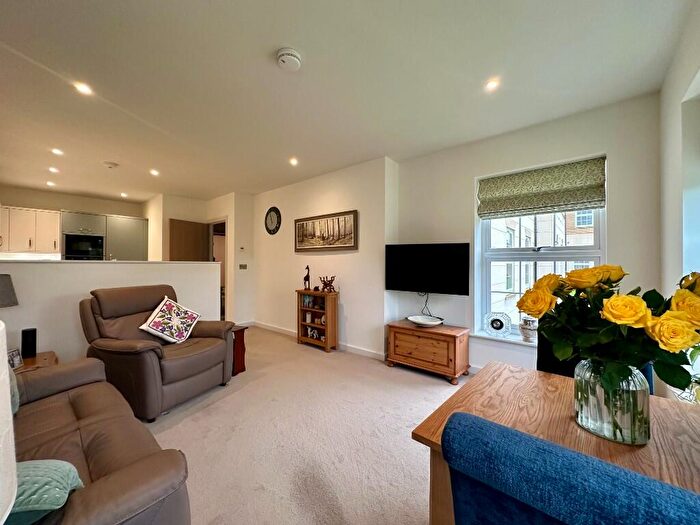 1 Bedroom Retirement Property For Sale In Canon Woods Close, DT9