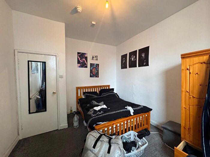 2 Bedroom Flat To Rent In Gregory Boulevard, Nottingham, Nottinghamshire, NG7