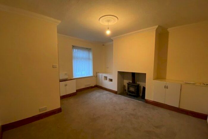 3 Bedroom Property To Rent In Brooke Street, Chorley, PR6