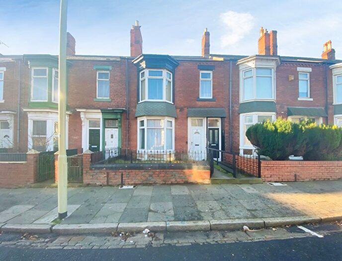2 Bedroom Flat To Rent In Mortimer Road, South Shields, NE33