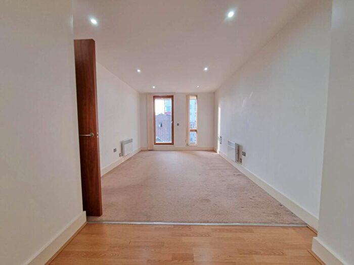 1 Bedroom Apartment To Rent In College Street, Ipswich, IP4