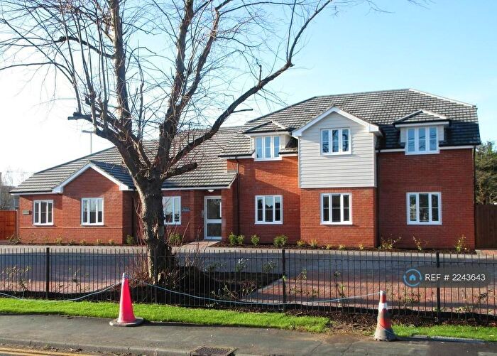 2 Bedroom Flat To Rent In Plumberow Avenue, Hockley, SS5
