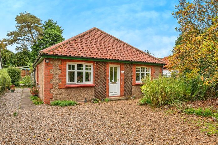 3 Bedroom Detached Bungalow For Sale In Burgh Road, Aylsham, Norwich, NR11