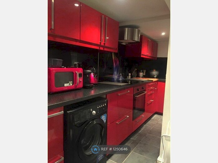 2 Bedroom Detached House To Rent In Christchurch Road, Tilbury RM18