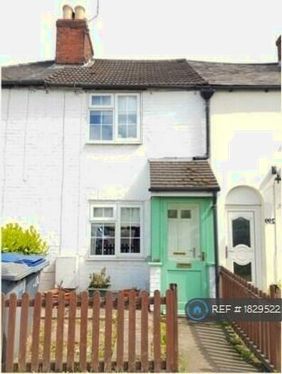 2 Bedroom Terraced House To Rent In Sturry Road, Kent, CT1