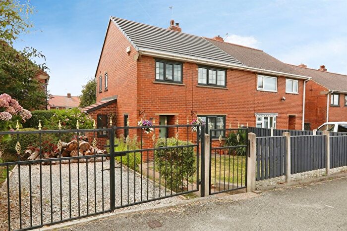 3 Bedroom Semi-Detached House For Sale In Windmill Avenue, Conisbrough, Doncaster, DN12