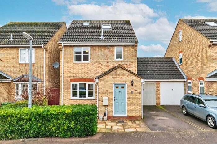 4 Bedroom Link Detached House For Sale In Brookside, Orwell, SG8